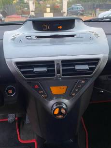 Toyota IQ 1.0 CC 