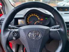 Toyota IQ 1.0 CC 