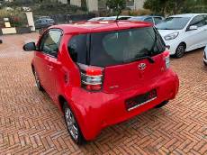 Toyota IQ 1.0 CC 